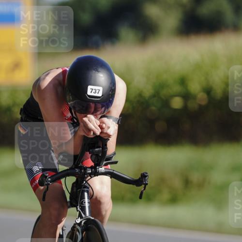 06.09.2026 - 20. Norderstedt Triathlon Michael Burmester http://msf.ph/oto/10200259 06.09.2026 10:33:08 Radfahren 737 meine-sportfotos.de