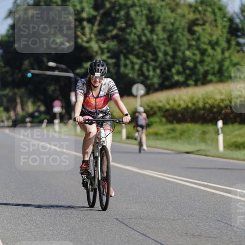 06.09.2026 - 20. Norderstedt Triathlon Michael Burmester http://msf.ph/oto/10200285 06.09.2026 10:33:38 Radfahren 1214 meine-sportfotos.de