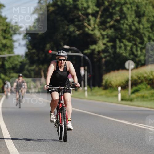 06.09.2026 - 20. Norderstedt Triathlon Michael Burmester http://msf.ph/oto/10200676 06.09.2026 10:36:01 Radfahren 1219, 1508 meine-sportfotos.de