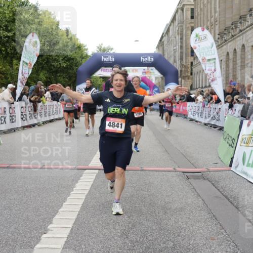 06.09.2026 - CURREX Alsterlauf Yannick Fuchs http://msf.ph/oto/10200711 06.09.2026 10:08:06 Ziel 2390, 2407, 3192, 3193, 3194, 3298, 3666, 4159, 4292, 4727, 4841, 5049, 5256, 5290, 5597, 6168, 6361, 6395 meine-sportfotos.de