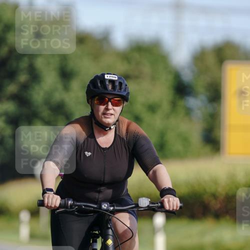 06.09.2026 - 20. Norderstedt Triathlon Michael Burmester http://msf.ph/oto/10200712 06.09.2026 10:36:11 Radfahren 1208 meine-sportfotos.de