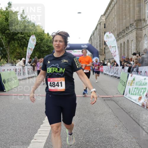 06.09.2026 - CURREX Alsterlauf Yannick Fuchs http://msf.ph/oto/10200841 06.09.2026 10:08:07 Ziel 2390, 2407, 3192, 3193, 3194, 3298, 3666, 4159, 4292, 4727, 4841, 5049, 5256, 5290, 5597, 6168, 6361, 6395 meine-sportfotos.de