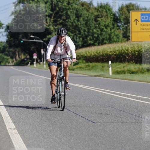 06.09.2026 - 20. Norderstedt Triathlon Michael Burmester http://msf.ph/oto/10201015 06.09.2026 10:37:24 Radfahren 1212 meine-sportfotos.de
