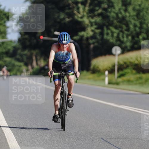 06.09.2026 - 20. Norderstedt Triathlon Michael Burmester http://msf.ph/oto/10201070 06.09.2026 10:37:53 Radfahren 708 meine-sportfotos.de