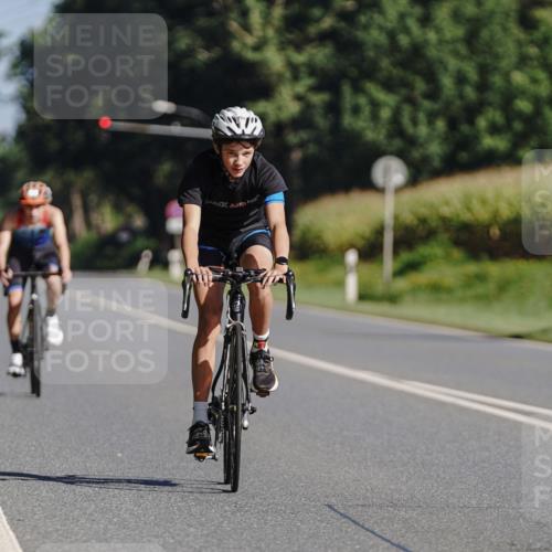 06.09.2026 - 20. Norderstedt Triathlon Michael Burmester http://msf.ph/oto/10201099 06.09.2026 10:38:12 Radfahren 719, 758 meine-sportfotos.de
