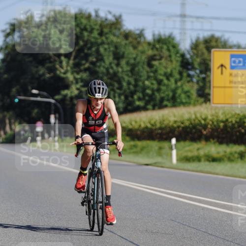 06.09.2026 - 20. Norderstedt Triathlon Michael Burmester http://msf.ph/oto/10201173 06.09.2026 10:39:19 Radfahren 720, 745 meine-sportfotos.de