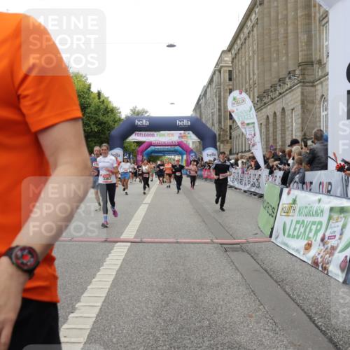 06.09.2026 - CURREX Alsterlauf Yannick Fuchs http://msf.ph/oto/10201213 06.09.2026 10:08:12 Ziel 2363, 2390, 2407, 2785, 3192, 3193, 3194, 3298, 3309, 3933, 4292, 4590, 4727, 4841, 5049, 5507, 6361, 6395 meine-sportfotos.de