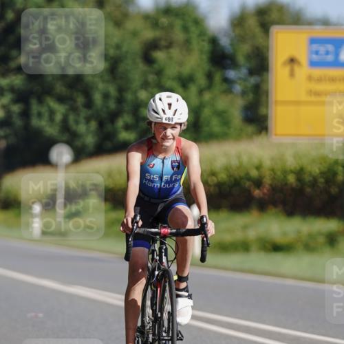 06.09.2026 - 20. Norderstedt Triathlon Michael Burmester http://msf.ph/oto/10201398 06.09.2026 10:40:37 Radfahren 699, 1216 meine-sportfotos.de