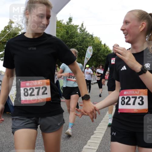 06.09.2026 - CURREX Alsterlauf Yannick Fuchs http://msf.ph/oto/10202192 06.09.2026 10:08:22 Ziel 2080, 2155, 2440, 2504, 3200, 3309, 3352, 3390, 3933, 4146, 4169, 4247, 4399, 4447, 4590, 5342, 5502, 5582, 6473, 8045, 8258, 8260, 8297 meine-sportfotos.de