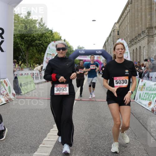 06.09.2026 - CURREX Alsterlauf Yannick Fuchs http://msf.ph/oto/10202946 06.09.2026 10:08:32 Ziel 2035, 2080, 2105, 2491, 2504, 3082, 3093, 3390, 3888, 3889, 4399, 4447, 4476, 4651, 5030, 5140, 5582, 5854, 6230 meine-sportfotos.de