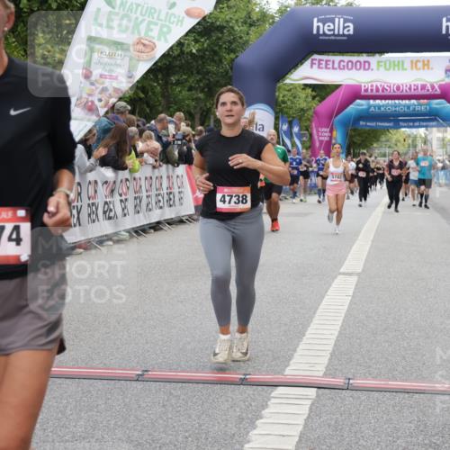 06.09.2026 - CURREX Alsterlauf Yannick Fuchs http://msf.ph/oto/10205183 06.09.2026 10:08:53 Ziel 2777, 3036, 3086, 3400, 3540, 3811, 3812, 4129, 4274, 4738, 4746, 5125, 5252, 5367, 6488 meine-sportfotos.de