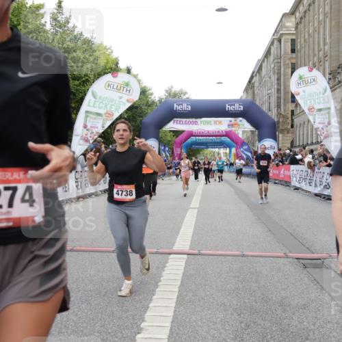 06.09.2026 - CURREX Alsterlauf Yannick Fuchs http://msf.ph/oto/10205407 06.09.2026 10:08:54 Ziel 2777, 3036, 3540, 3811, 3812, 4274, 4738, 4746, 5125, 5252, 5367, 5742, 6488 meine-sportfotos.de