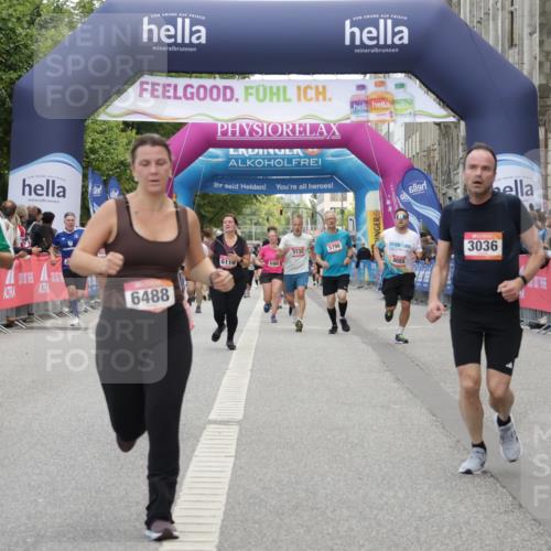 06.09.2026 - CURREX Alsterlauf Yannick Fuchs http://msf.ph/oto/10205764 06.09.2026 10:08:56 Ziel 2777, 3036, 3540, 4274, 4738, 4746, 5125, 5252, 5367, 5742, 6488 meine-sportfotos.de