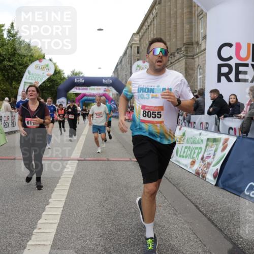 06.09.2026 - CURREX Alsterlauf Yannick Fuchs http://msf.ph/oto/10207287 06.09.2026 10:09:03 Ziel 2519, 2679, 2681, 2777, 3036, 4021, 5132, 5252, 5742, 5798, 6116, 6296, 6340, 6460, 6487, 6488, 8055 meine-sportfotos.de