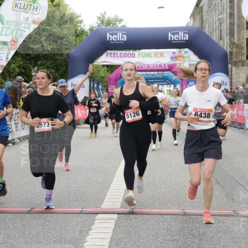 06.09.2026 - CURREX Alsterlauf Yannick Fuchs http://msf.ph/oto/10209522 06.09.2026 10:09:19 Ziel 2201, 2466, 2919, 3241, 3332, 3573, 4222, 4815, 5084, 5113, 5126, 5171, 5241, 5758, 5794, 5913, 6070, 6263, 8076, 8294 meine-sportfotos.de
