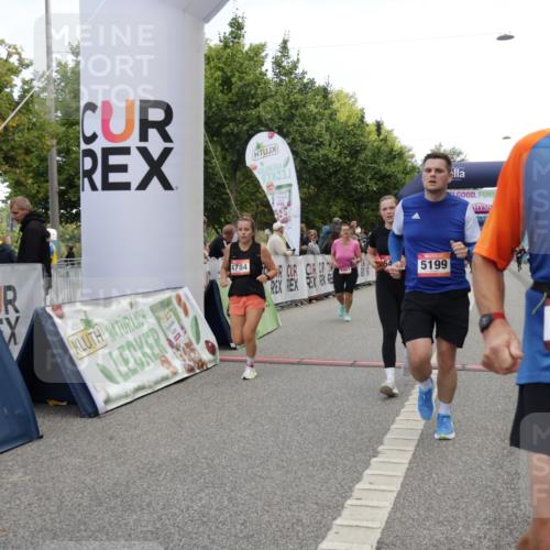 06.09.2026 - CURREX Alsterlauf Yannick Fuchs http://msf.ph/oto/10213050 06.09.2026 10:09:48 Ziel 2064, 2078, 2622, 4713, 4784, 5199, 5357, 5835, 5836, 5851, 6410, 6466 meine-sportfotos.de