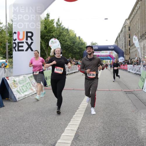 06.09.2026 - CURREX Alsterlauf Yannick Fuchs http://msf.ph/oto/10213166 06.09.2026 10:09:51 Ziel 2064, 2622, 3326, 4784, 5199, 5357, 5835, 5836, 5851, 6410, 6466 meine-sportfotos.de