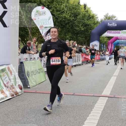 06.09.2026 - CURREX Alsterlauf Yannick Fuchs http://msf.ph/oto/10213264 06.09.2026 10:09:53 Ziel 2467, 2622, 3326, 4784, 5199, 5357, 5733, 5835, 5836, 6410, 6466 meine-sportfotos.de