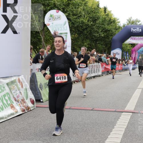 06.09.2026 - CURREX Alsterlauf Yannick Fuchs http://msf.ph/oto/10213274 06.09.2026 10:09:53 Ziel 2467, 2622, 3326, 4784, 5199, 5357, 5733, 5835, 5836, 6410, 6466 meine-sportfotos.de