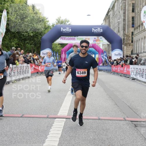 06.09.2026 - CURREX Alsterlauf Yannick Fuchs http://msf.ph/oto/10214647 06.09.2026 10:10:27 Ziel 4144, 4239, 4402, 4694, 4775, 4816, 4855, 5558, 6165, 6349, 8034 meine-sportfotos.de