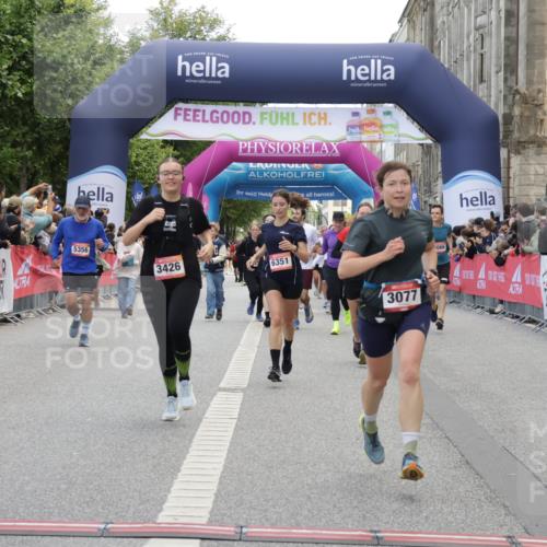 06.09.2026 - CURREX Alsterlauf Yannick Fuchs http://msf.ph/oto/10214853 06.09.2026 10:10:32 Ziel 3077, 3278, 3426, 4144, 4239, 4694, 5356, 6165, 6349, 6351 meine-sportfotos.de