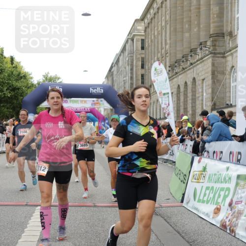 06.09.2026 - CURREX Alsterlauf Yannick Fuchs http://msf.ph/oto/10215798 06.09.2026 10:10:59 Ziel 2226, 2312, 2417, 2427, 2552, 2566, 2616, 2732, 2982, 3171, 3685, 3687, 3988, 3995, 5141, 5142, 5555, 5826, 5898, 6088, 8292 meine-sportfotos.de