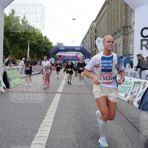 06.09.2026 - CURREX Alsterlauf Yannick Fuchs http://msf.ph/oto/10218028 06.09.2026 10:11:18 Ziel 2324, 2889, 2890, 2979, 2980, 4251, 4612, 4782, 4783, 5327, 5351, 5392, 5393, 5532, 5818, 6100, 6103, 6393, 6465 meine-sportfotos.de