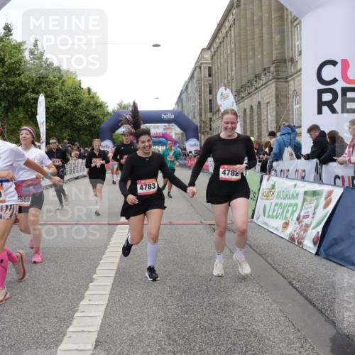 06.09.2026 - CURREX Alsterlauf Yannick Fuchs http://msf.ph/oto/10218517 06.09.2026 10:11:20 Ziel 2889, 2890, 2979, 2980, 4251, 4442, 4517, 4612, 4782, 4783, 5327, 5351, 5392, 5393, 5532, 5647, 5818, 6100, 6103, 6393, 6465 meine-sportfotos.de