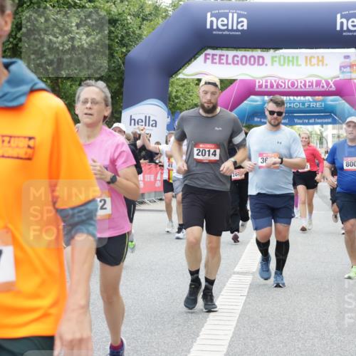 06.09.2026 - CURREX Alsterlauf Yannick Fuchs http://msf.ph/oto/10219848 06.09.2026 10:11:27 Ziel 2014, 2352, 2446, 3360, 3652, 4251, 4442, 4517, 4612, 5226, 5647, 6393, 6465, 8004, 8007, 8145, 8146 meine-sportfotos.de