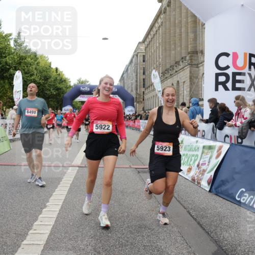 06.09.2026 - CURREX Alsterlauf Yannick Fuchs http://msf.ph/oto/10221090 06.09.2026 10:11:34 Ziel 2014, 2352, 2356, 2446, 3284, 3285, 3360, 3373, 3652, 3922, 4188, 4189, 5226, 5279, 5451, 5458, 5922, 5923, 6491, 8004, 8007, 8145, 8146 meine-sportfotos.de