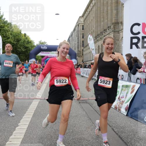 06.09.2026 - CURREX Alsterlauf Yannick Fuchs http://msf.ph/oto/10221126 06.09.2026 10:11:34 Ziel 2014, 2352, 2356, 2446, 3284, 3285, 3360, 3373, 3652, 3922, 4188, 4189, 5226, 5279, 5451, 5458, 5922, 5923, 6491, 8004, 8007, 8145, 8146 meine-sportfotos.de