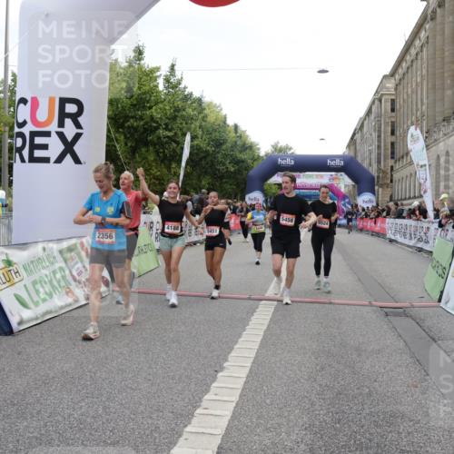 06.09.2026 - CURREX Alsterlauf Yannick Fuchs http://msf.ph/oto/10221950 06.09.2026 10:11:39 Ziel 2356, 3060, 3284, 3285, 3360, 3373, 3922, 4188, 4189, 5226, 5279, 5451, 5458, 5922, 5923, 6019, 6166, 6362, 6446, 6491, 8146 meine-sportfotos.de