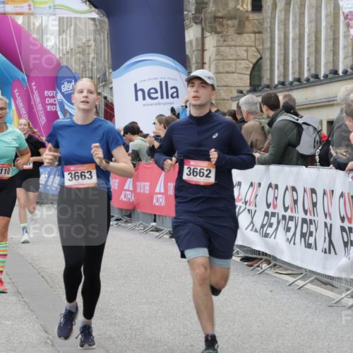 06.09.2026 - CURREX Alsterlauf Yannick Fuchs http://msf.ph/oto/10222734 06.09.2026 10:11:46 Ziel 2110, 2125, 2192, 2701, 3060, 3662, 3663, 3704, 4188, 4189, 4276, 4611, 5451, 5458, 6019, 6166, 6362, 6446, 8165, 8166 meine-sportfotos.de