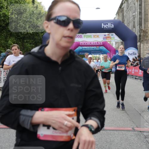 06.09.2026 - CURREX Alsterlauf Yannick Fuchs http://msf.ph/oto/10222844 06.09.2026 10:11:47 Ziel 2110, 2125, 2192, 2701, 3060, 3662, 3663, 3704, 4276, 4611, 6019, 6166, 6362, 6446, 6467, 8165, 8166 meine-sportfotos.de