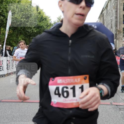 06.09.2026 - CURREX Alsterlauf Yannick Fuchs http://msf.ph/oto/10222858 06.09.2026 10:11:47 Ziel 2110, 2125, 2192, 2701, 3060, 3662, 3663, 3704, 4276, 4611, 6019, 6166, 6362, 6446, 6467, 8165, 8166 meine-sportfotos.de
