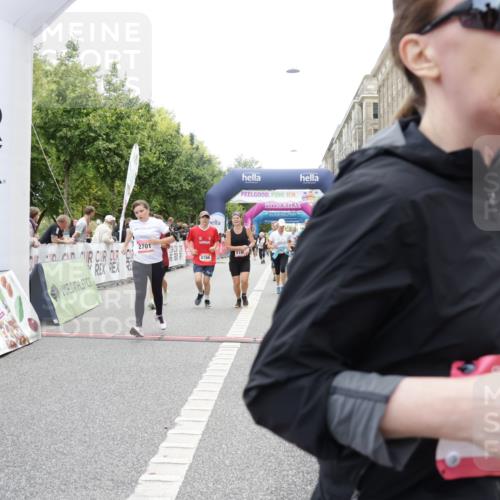 06.09.2026 - CURREX Alsterlauf Yannick Fuchs http://msf.ph/oto/10222891 06.09.2026 10:11:48 Ziel 2110, 2125, 2192, 2701, 3060, 3662, 3663, 3704, 4276, 4611, 5197, 6019, 6166, 6362, 6446, 6467, 8165, 8166 meine-sportfotos.de