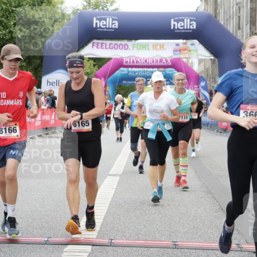 06.09.2026 - CURREX Alsterlauf Yannick Fuchs http://msf.ph/oto/10222964 06.09.2026 10:11:49 Ziel 2110, 2125, 2192, 2701, 3060, 3662, 3663, 3704, 4276, 4611, 5197, 6019, 6166, 6362, 6467, 8165, 8166 meine-sportfotos.de