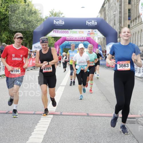 06.09.2026 - CURREX Alsterlauf Yannick Fuchs http://msf.ph/oto/10222977 06.09.2026 10:11:49 Ziel 2110, 2125, 2192, 2701, 3060, 3662, 3663, 3704, 4276, 4611, 5197, 6019, 6166, 6362, 6467, 8165, 8166 meine-sportfotos.de