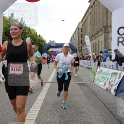 06.09.2026 - CURREX Alsterlauf Yannick Fuchs http://msf.ph/oto/10223021 06.09.2026 10:11:51 Ziel 2110, 2125, 2192, 2701, 3662, 3663, 3704, 4276, 4611, 4653, 5197, 5292, 6166, 6362, 6467, 8165, 8166 meine-sportfotos.de