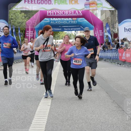 06.09.2026 - CURREX Alsterlauf Yannick Fuchs http://msf.ph/oto/10223342 06.09.2026 10:12:17 Ziel 3048, 3111, 3601, 4063, 4831, 4948, 5573, 5883 meine-sportfotos.de