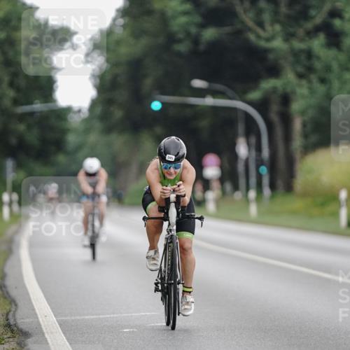06.09.2026 - 20. Norderstedt Triathlon Michael Burmester http://msf.ph/oto/10224964 06.09.2026 14:53:24 Radfahren 595, 1725 meine-sportfotos.de