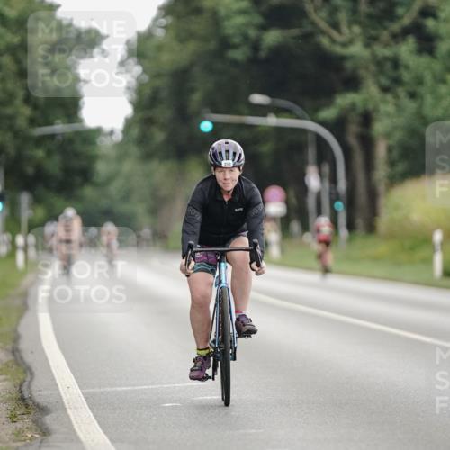 06.09.2026 - 20. Norderstedt Triathlon Michael Burmester http://msf.ph/oto/10224981 06.09.2026 14:54:23 Radfahren 358 meine-sportfotos.de