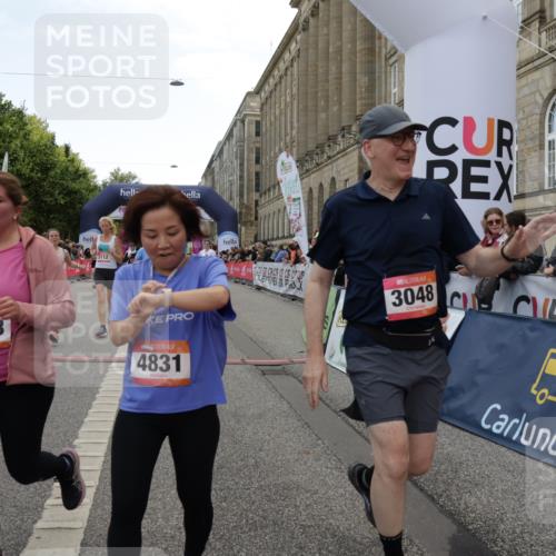 06.09.2026 - CURREX Alsterlauf Yannick Fuchs http://msf.ph/oto/10224989 06.09.2026 10:12:23 Ziel 3048, 3111, 3112, 4063, 4831, 4948, 5203, 5220, 5573, 5883, 5889, 6266 meine-sportfotos.de