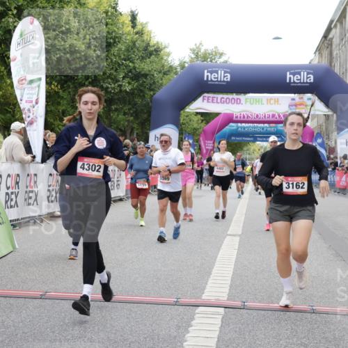 06.09.2026 - CURREX Alsterlauf Yannick Fuchs http://msf.ph/oto/10225053 06.09.2026 10:12:40 Ziel 2132, 2205, 2219, 2750, 3139, 3162, 3616, 3710, 4302, 4482, 4975, 4976, 5369, 5809, 6094, 6237, 8227 meine-sportfotos.de