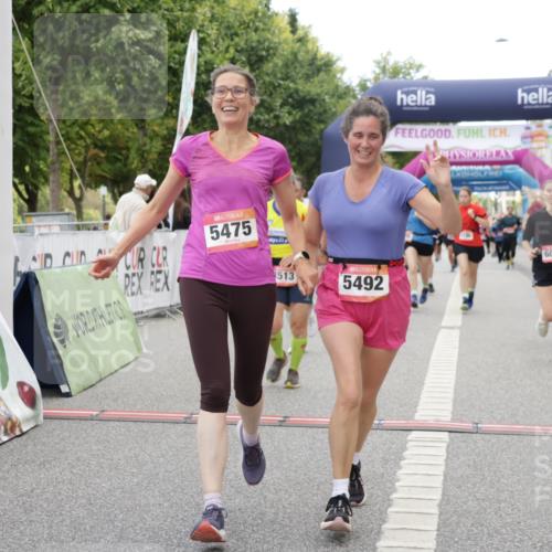 06.09.2026 - CURREX Alsterlauf Yannick Fuchs http://msf.ph/oto/10225420 06.09.2026 10:14:21 Ziel 3039, 3418, 3513, 3864, 3986, 4196, 4205, 4452, 4637, 5183, 5255, 5363, 5395, 5449, 5475, 6052 meine-sportfotos.de