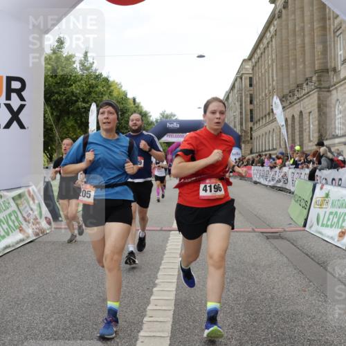 06.09.2026 - CURREX Alsterlauf Yannick Fuchs http://msf.ph/oto/10225438 06.09.2026 10:14:26 Ziel 2138, 3039, 3418, 3513, 3986, 4036, 4196, 4205, 4637, 4885, 5002, 5183, 5255, 5363, 5395, 5449, 5475, 6052, 6444 meine-sportfotos.de