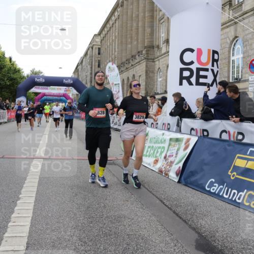 06.09.2026 - CURREX Alsterlauf Yannick Fuchs http://msf.ph/oto/10225467 06.09.2026 10:14:32 Ziel 2138, 2384, 2421, 2644, 3829, 4036, 4196, 4205, 4683, 4885, 5002, 5255, 5310, 5449, 6444 meine-sportfotos.de
