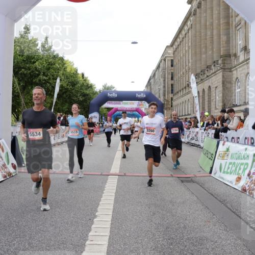 06.09.2026 - CURREX Alsterlauf Yannick Fuchs http://msf.ph/oto/10225520 06.09.2026 10:14:47 Ziel 3121, 3184, 3260, 4362, 4649, 4677, 5078, 5533, 5534, 5802, 5965, 6015, 6053, 6158, 6332 meine-sportfotos.de