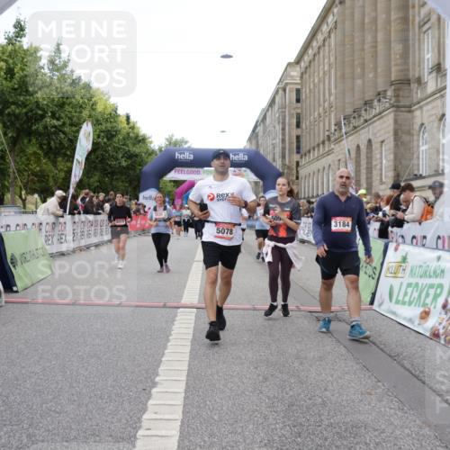 06.09.2026 - CURREX Alsterlauf Yannick Fuchs http://msf.ph/oto/10225530 06.09.2026 10:14:49 Ziel 3121, 3184, 3260, 4362, 4649, 4677, 5036, 5078, 5533, 5534, 5616, 5802, 6015, 6053, 6332 meine-sportfotos.de