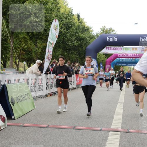 06.09.2026 - CURREX Alsterlauf Yannick Fuchs http://msf.ph/oto/10225533 06.09.2026 10:14:50 Ziel 3121, 3184, 3260, 4362, 4528, 4649, 4677, 5036, 5078, 5533, 5534, 5616, 5802, 6015, 6053, 6332 meine-sportfotos.de